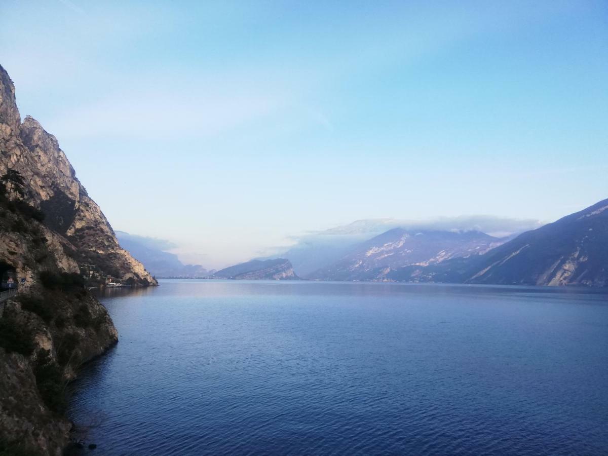Garda Blu Apartment Riva del Garda Exterior foto